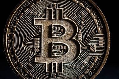 Large-scale mining farm equipped with cutting-edge mining machines and hosting solutions